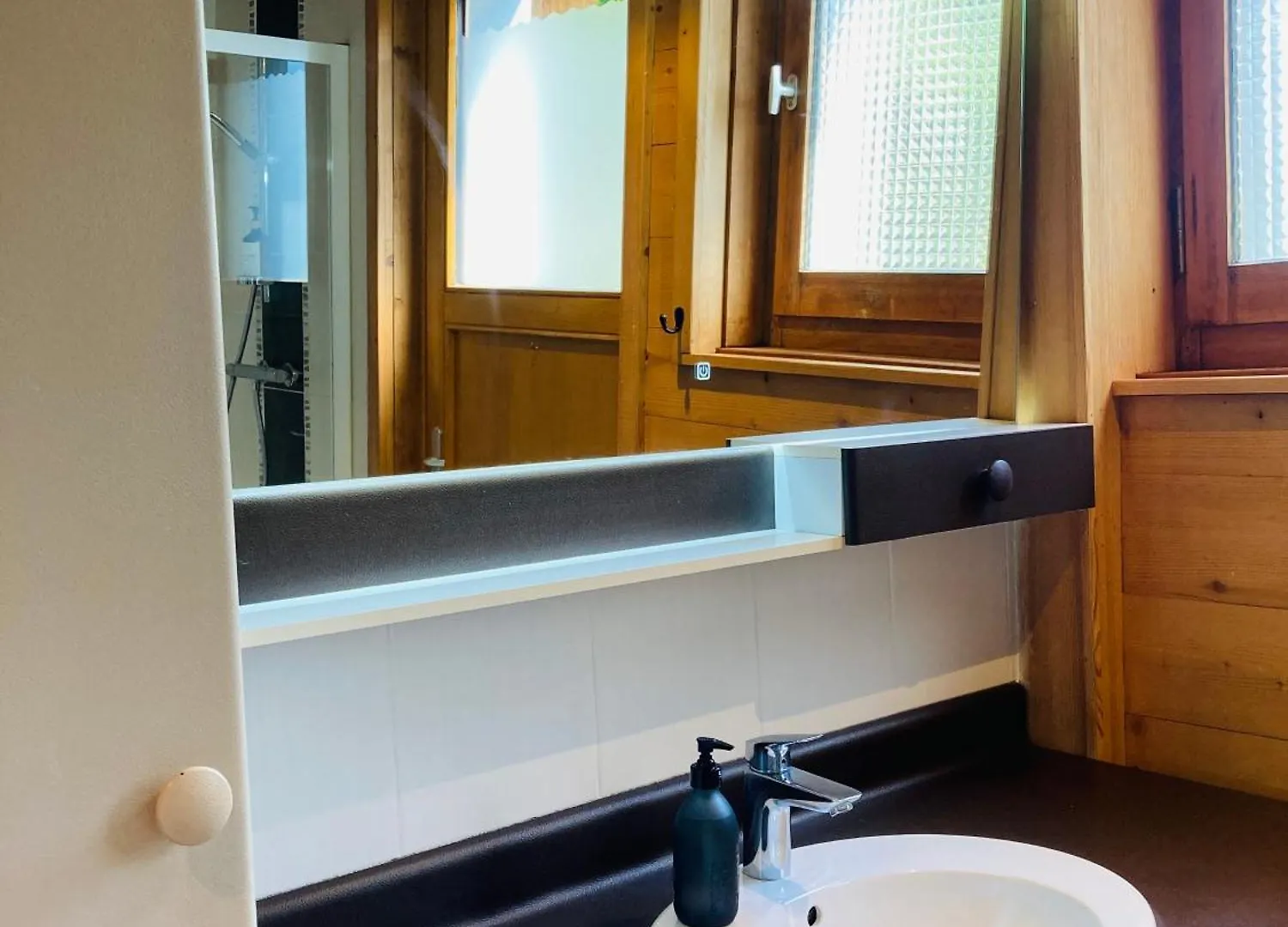 The Fat Fox Lodge, Morzine Montriond