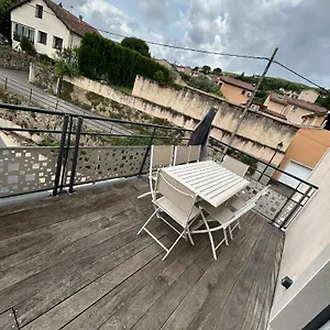  Apartment 7 Personnes