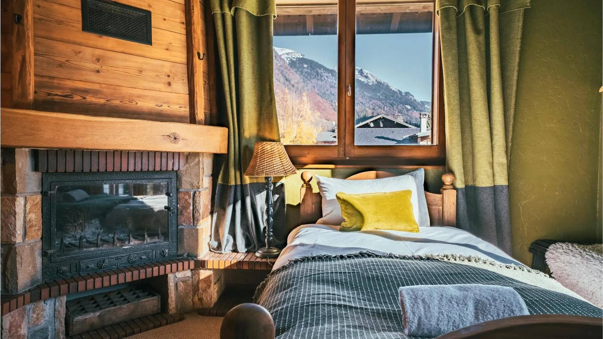The Fat Fox Lodge, Morzine Montriond Lodge