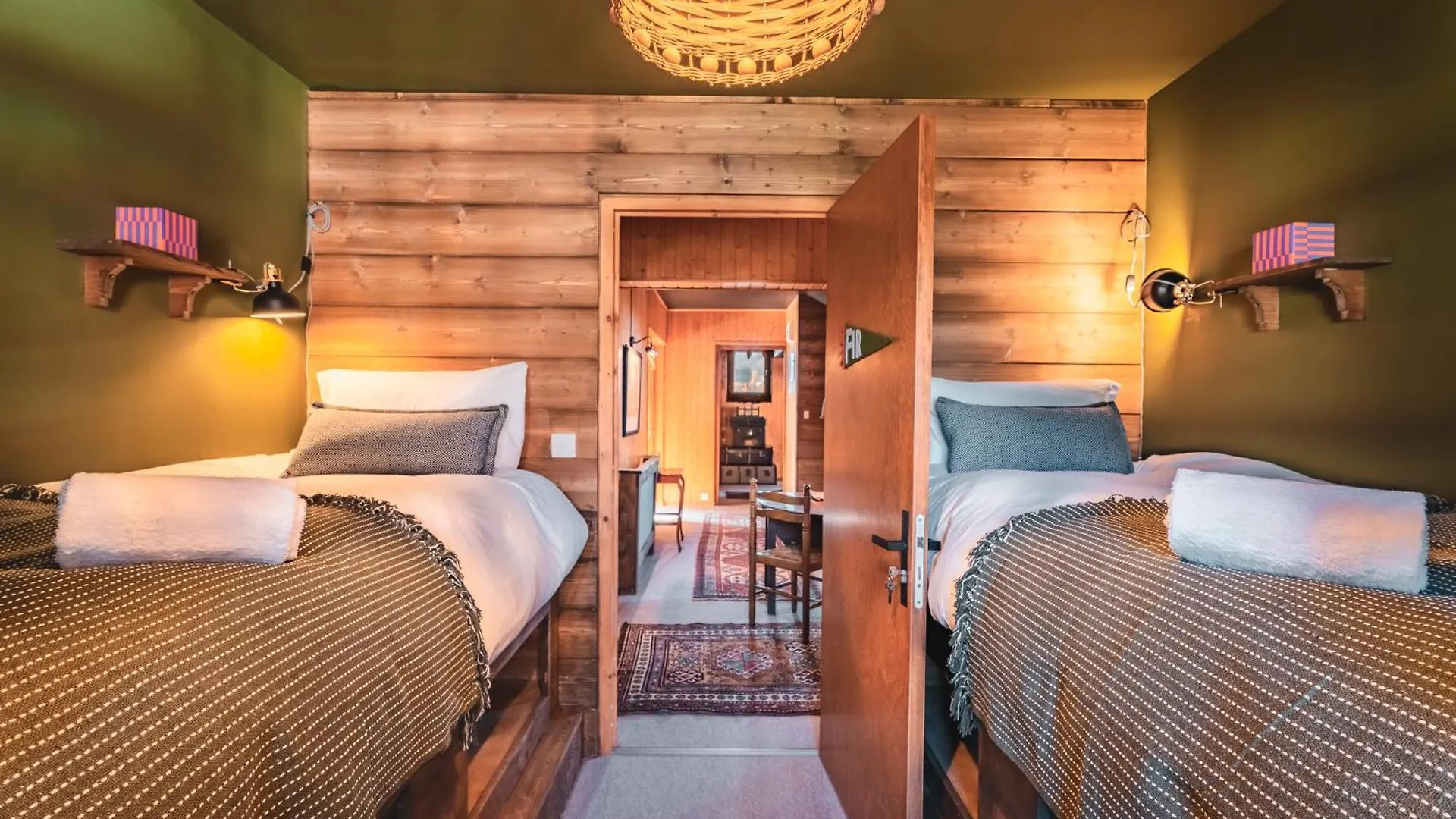 The Fat Fox Lodge, Morzine Montriond