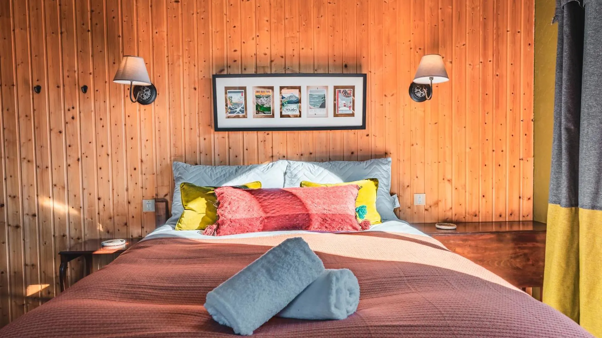 The Fat Fox Lodge, Morzine Montriond Lodge